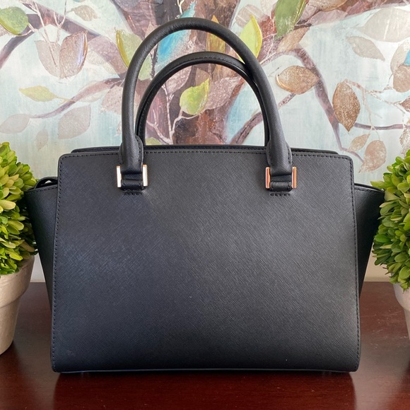 MICHAEL KORS SAFFIANO 🖤BLACK🖤 LEATHER MEDIUM SATCHEL BAG & WALLET SET 🌟EUC🌟 - Picture 6 of 17